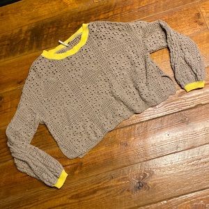 Free People cropped sweater size med